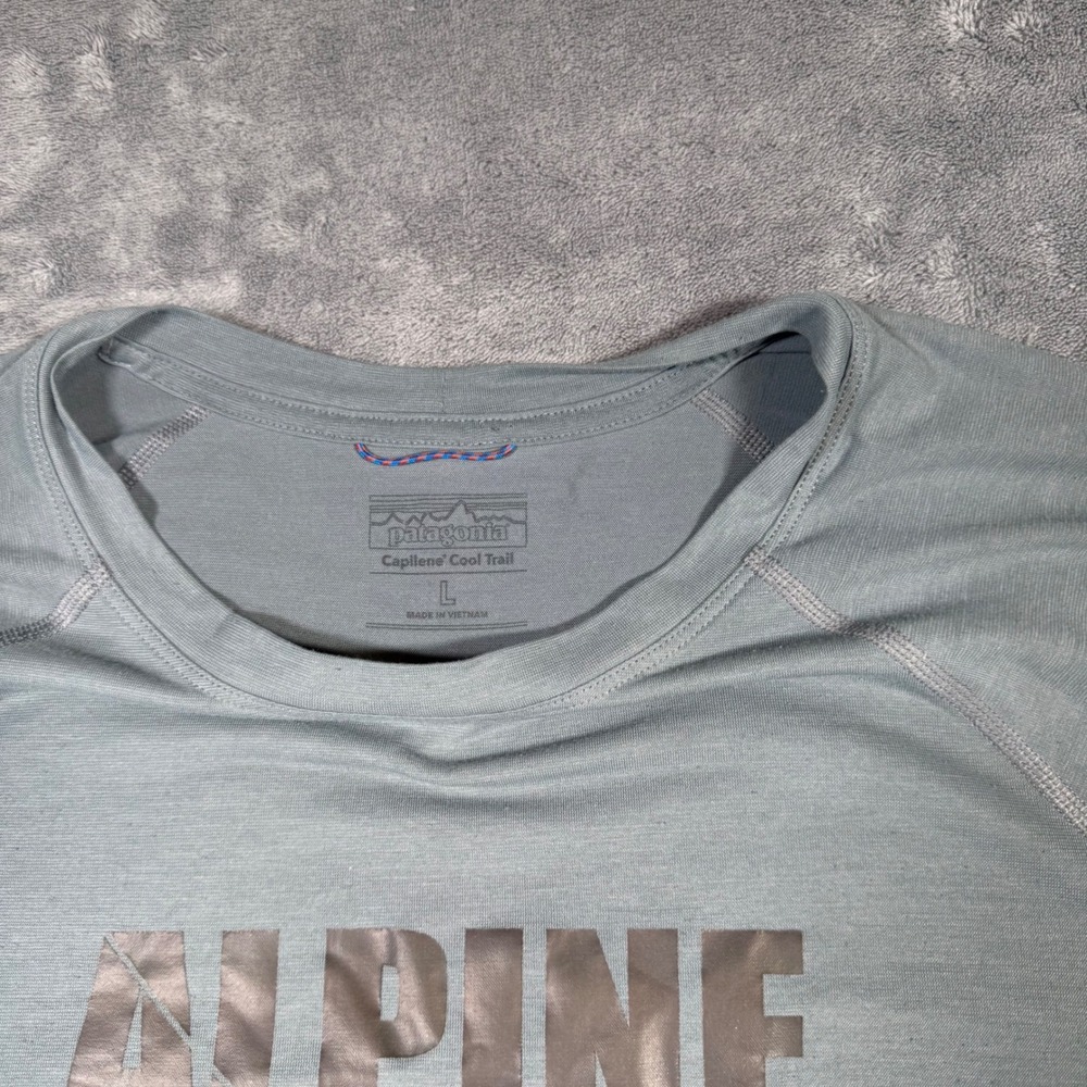 Lot of 2 Patagonia Capilene Cool Trail Mens L Alpine Adventures Blue Gray Shirts - Picture 9 of 16